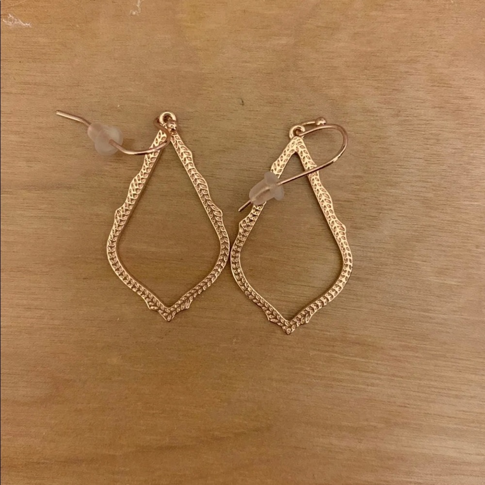 Kendra Scott rose gold earrings